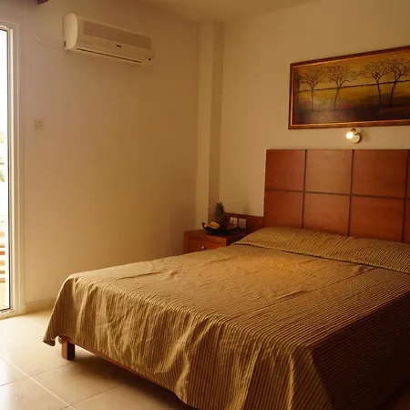 Elina 赫索尼索斯