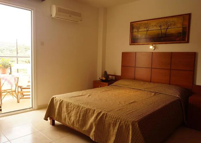 Elina Hersonissos (Crete)